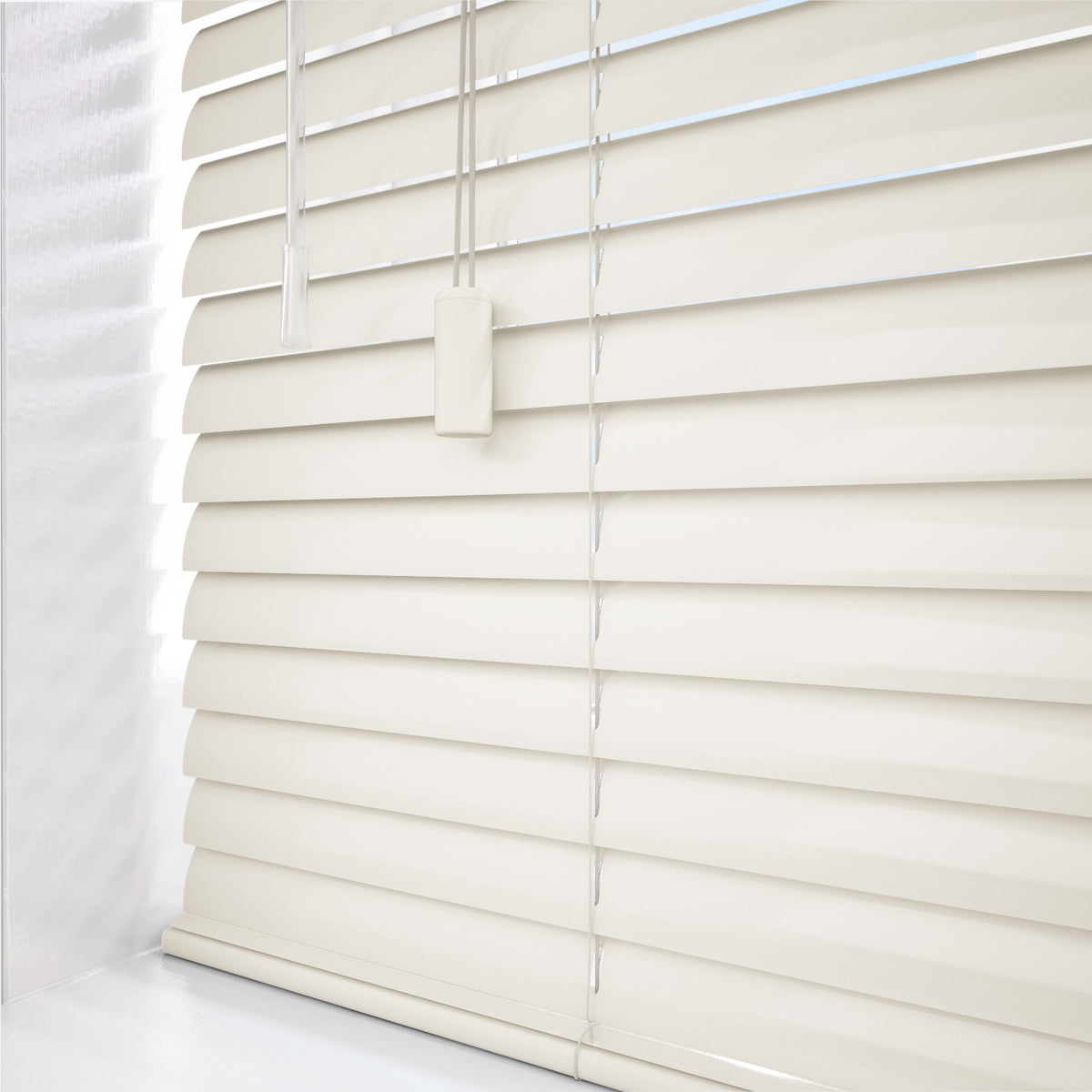 Alveta Ivory Aluminium Venetian Blind