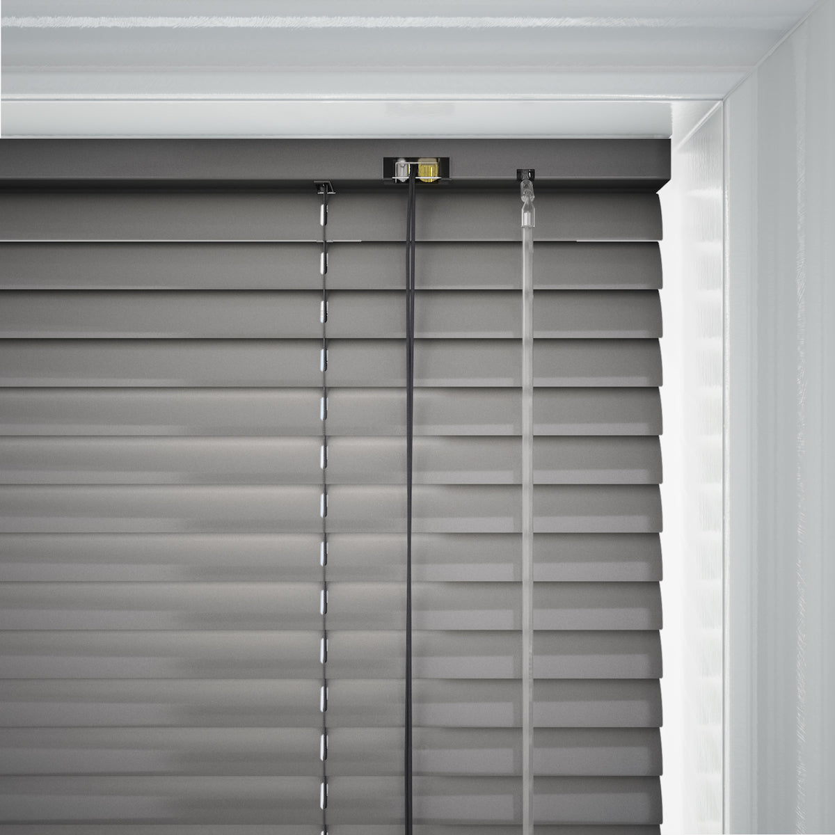 Alveta Umbra Aluminium Venetian Blind